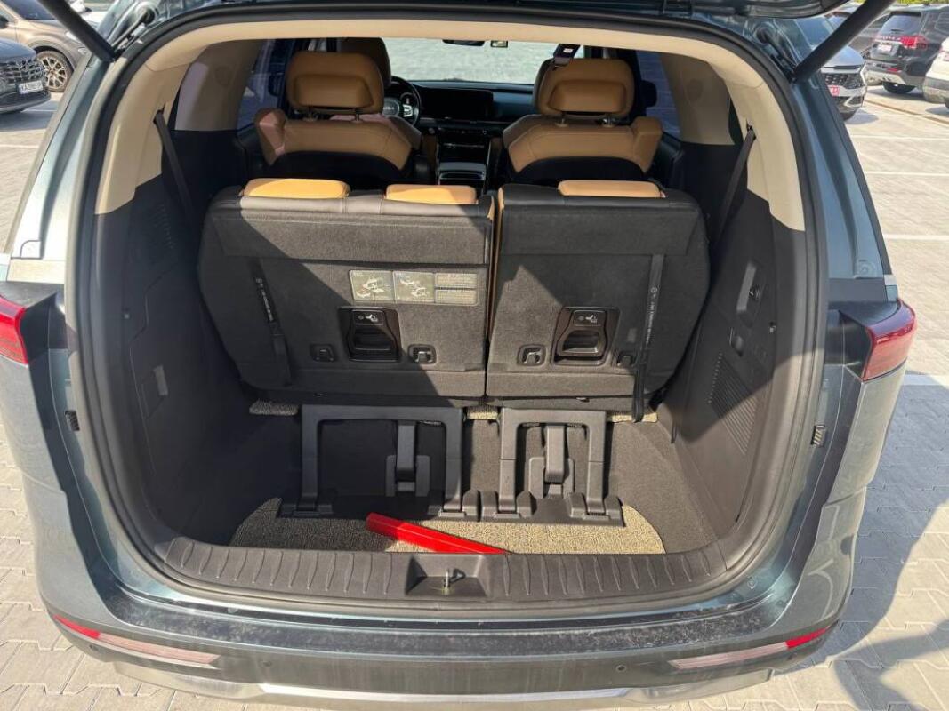 Kia Carnival (2021)