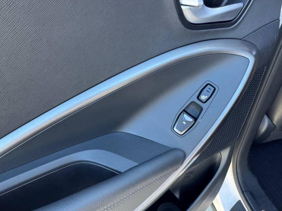 Hyundai SantaFe (2015)