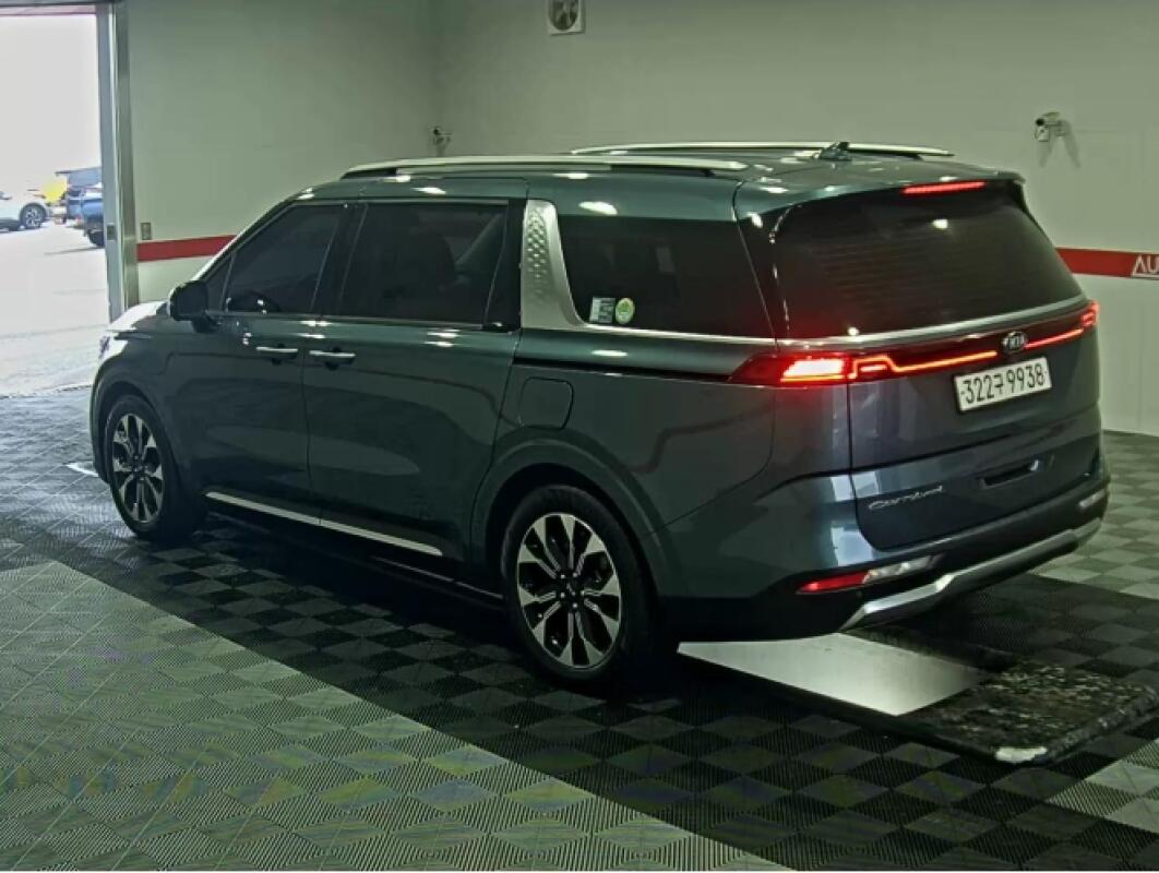 Kia Carnival (2020)