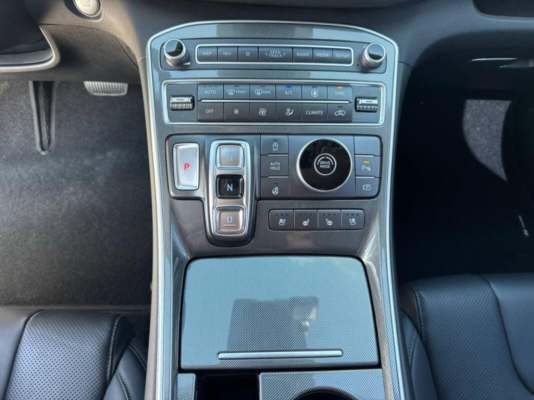 Hyundai SantaFe (2020)