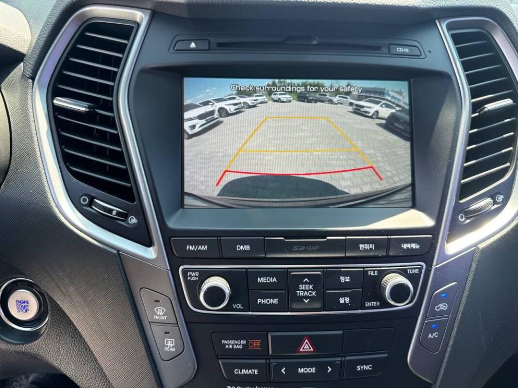 Hyundai SantaFe (2017)