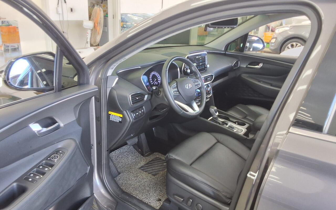 Hyundai Santa Fe (2019)