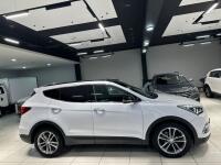 Hyundai SantaFe (2016)