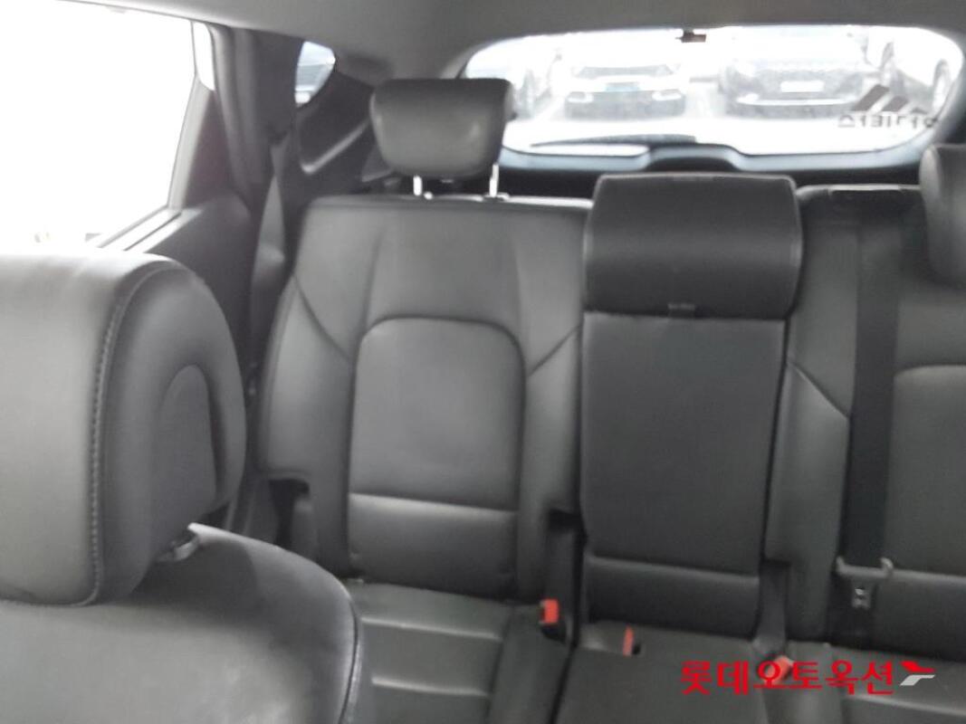 Hyundai SantaFe (2016)