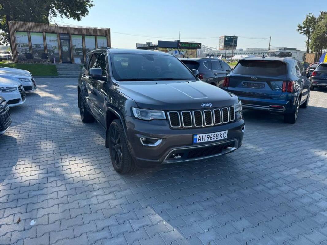 Jeep	Grand Cherokee (2017)
