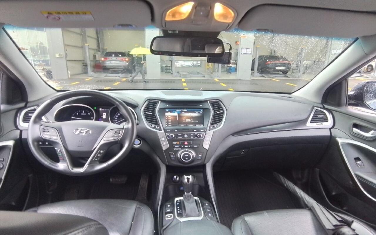 Hyundai SantaFe (2016)