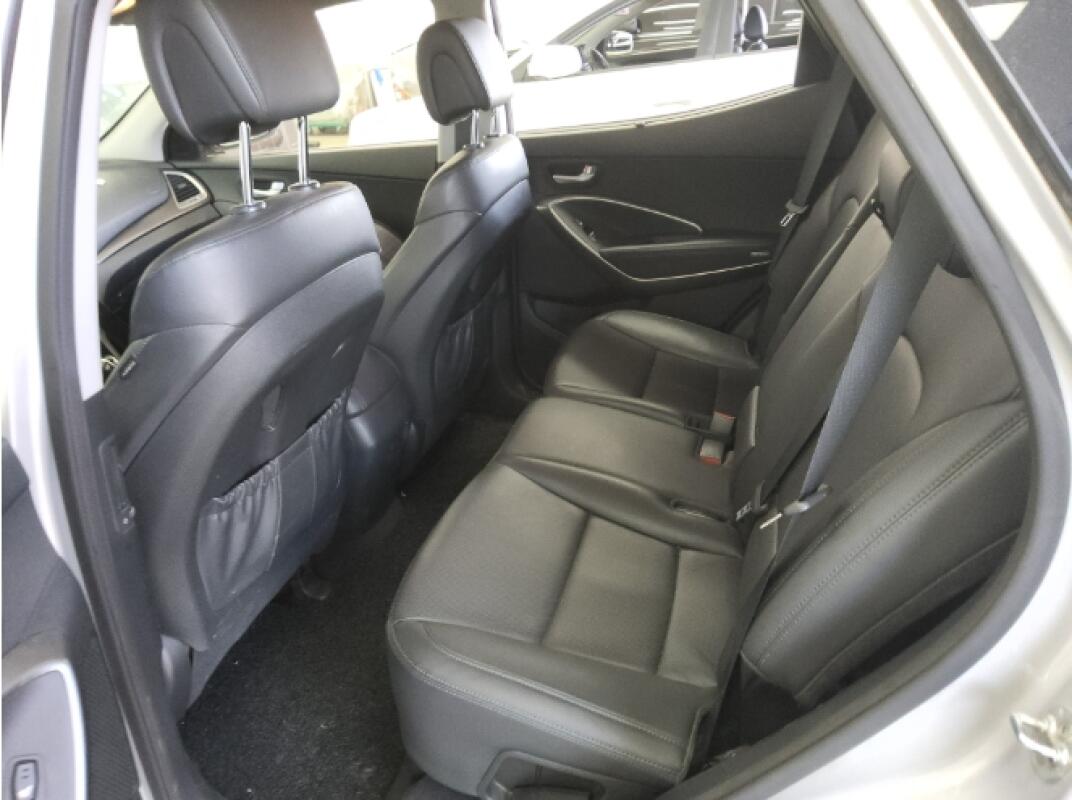 Hyundai SantaFe (2017)