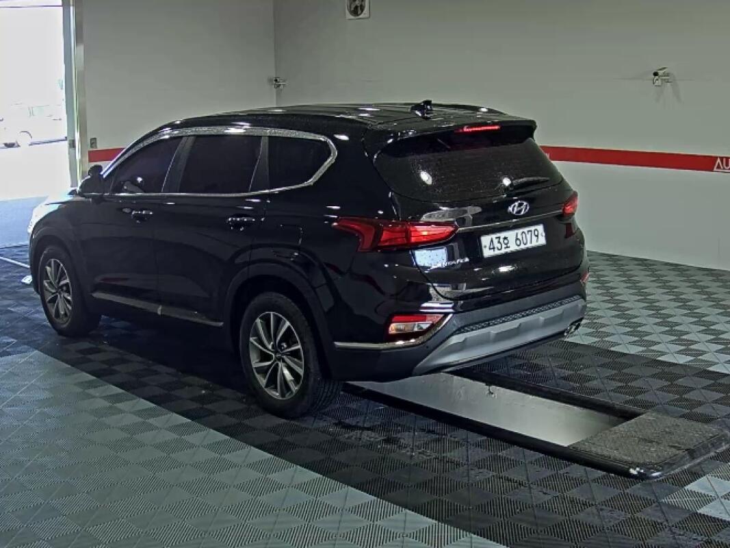 Hyundai SantaFe (2019)