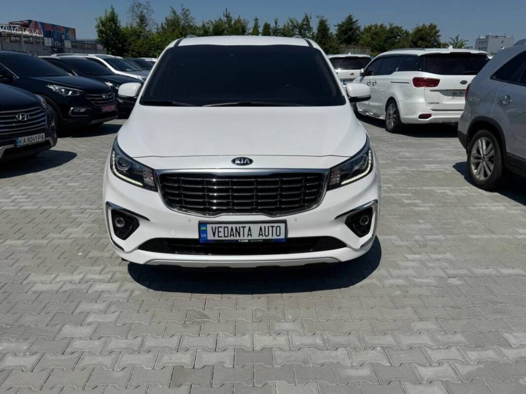 Kia Carnival (2019)