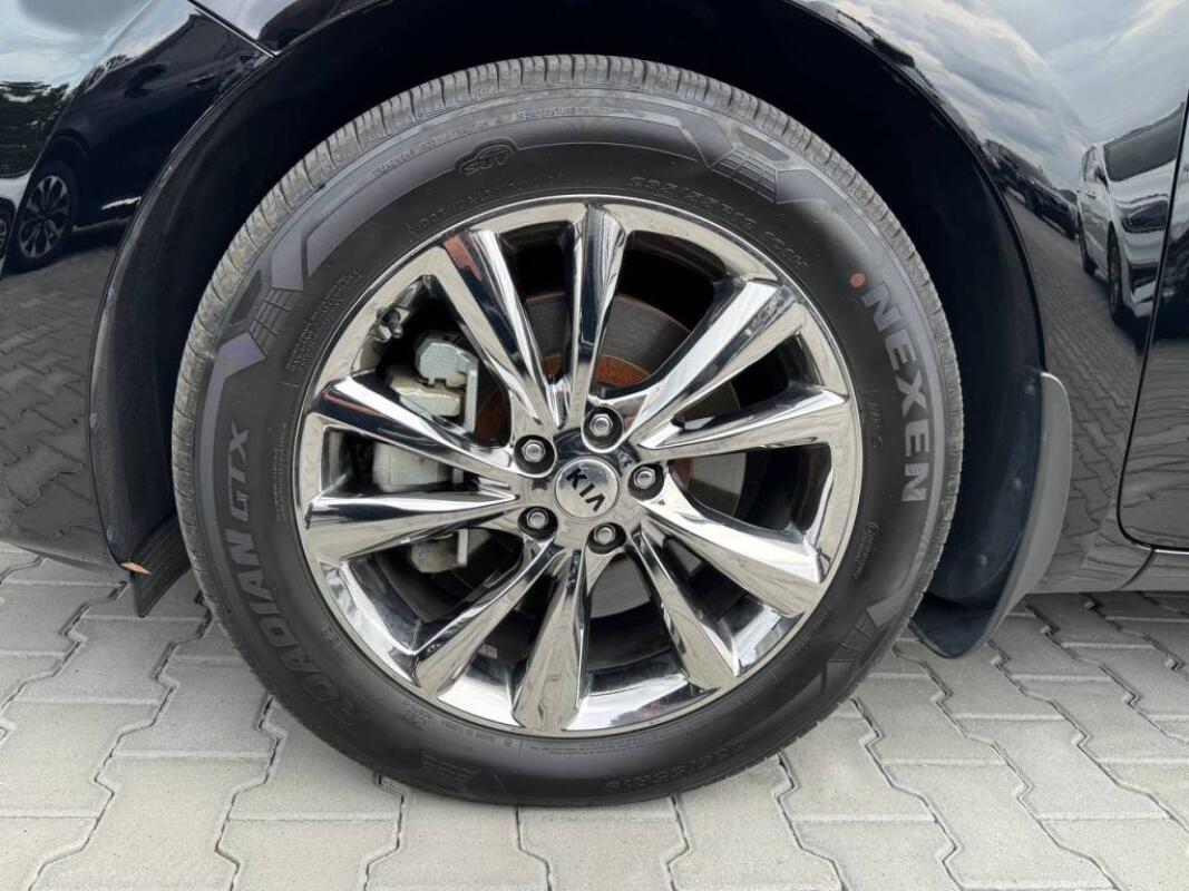 Kia Carnival (2018)