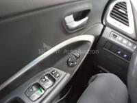 Hyundai SantaFe (2016)