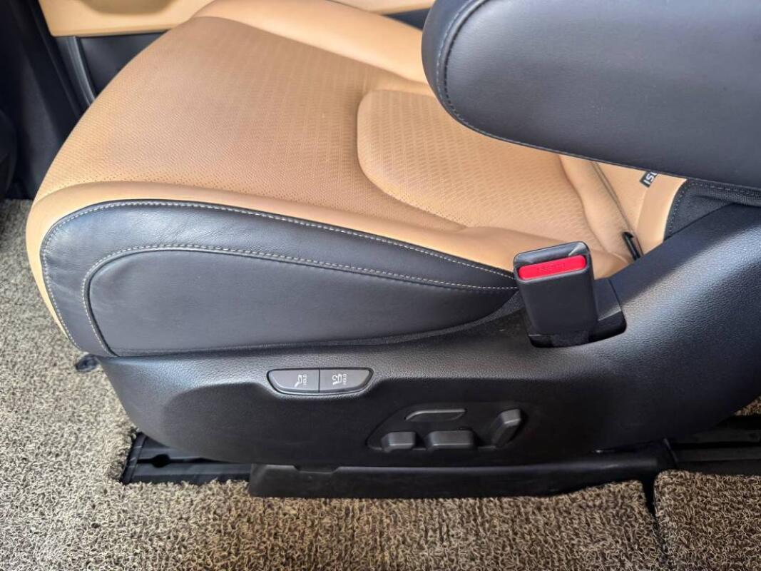 Kia Carnival (2021)