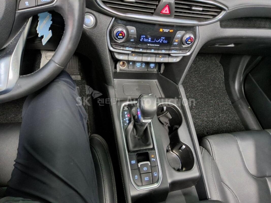 Hyundai SantaFe (2018)