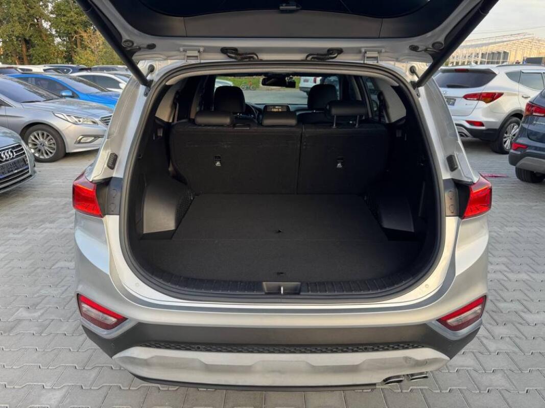 Hyundai SantaFe (2020)