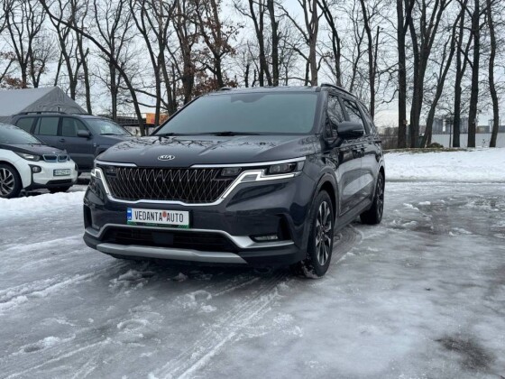 Kia Carnival (2021)