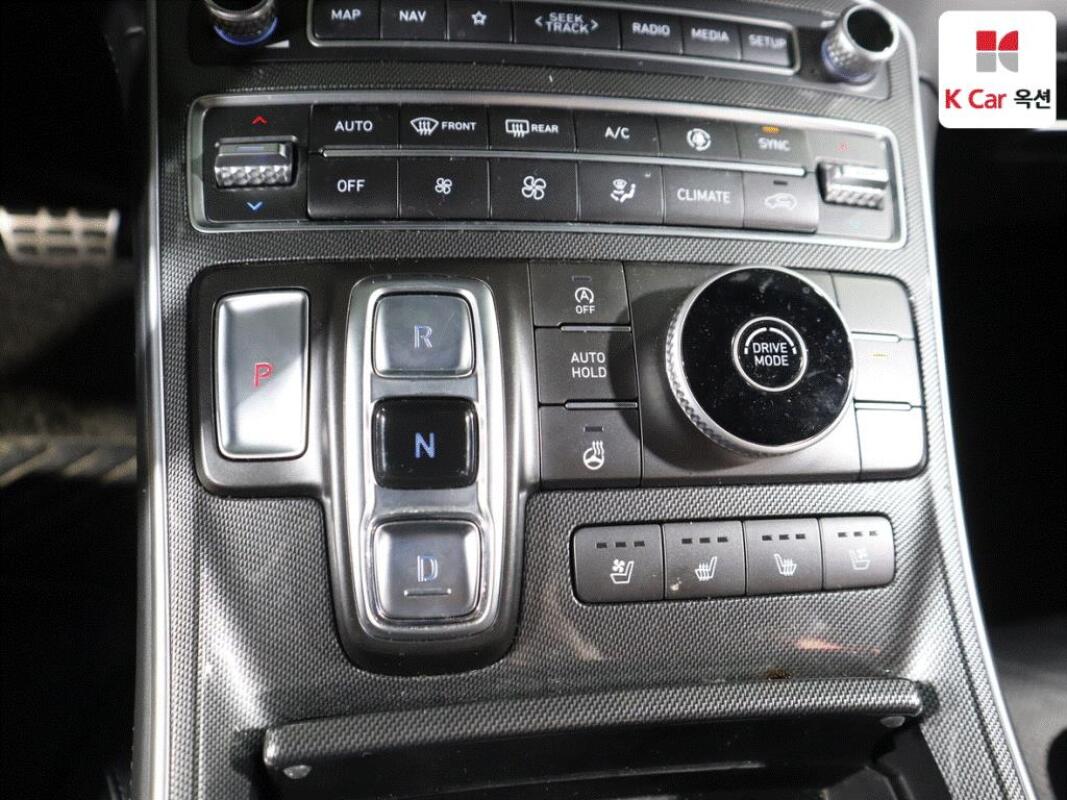 Hyundai SantaFe (2020)