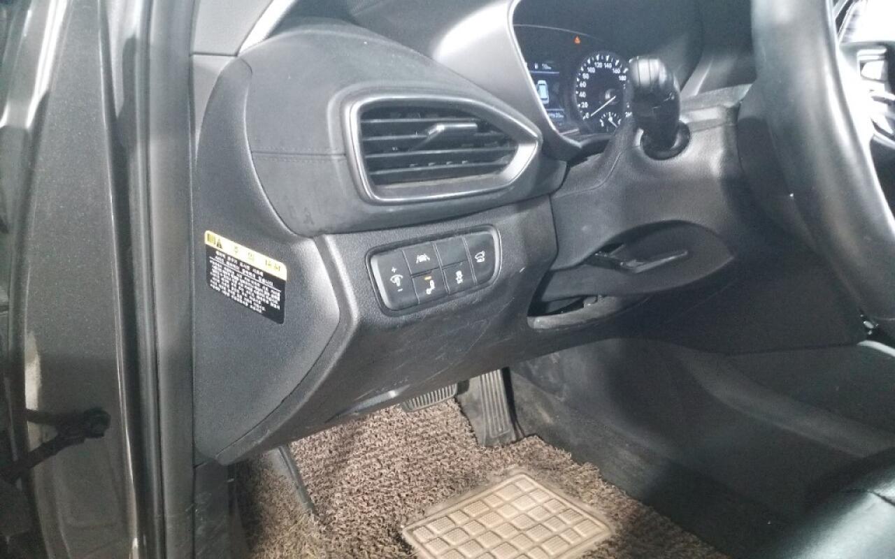 Hyundai SantaFe (2019)