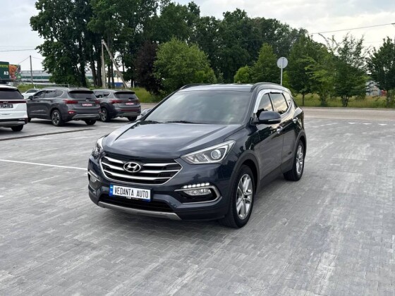Hyundai SantaFe (2016)