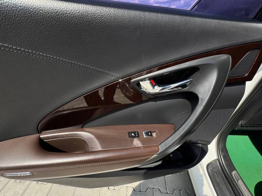 Hyundai Grandeur (2014)