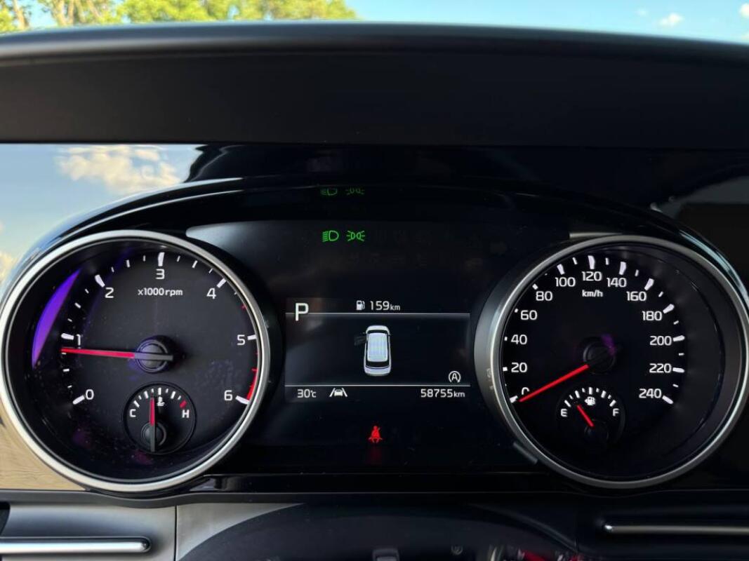 Kia Carnival (2022)