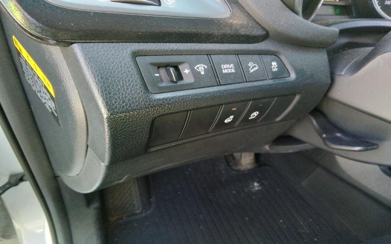 Hyundai SantaFe (2015)