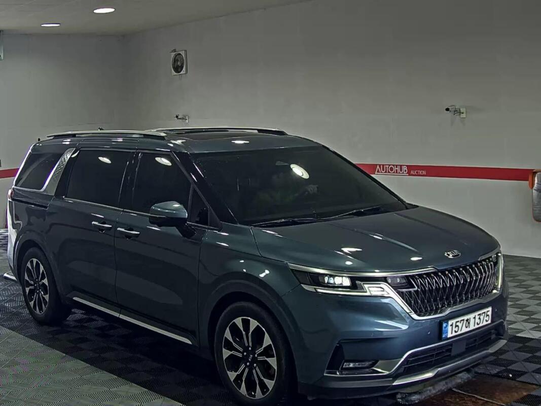 Kia Carnival (2021)