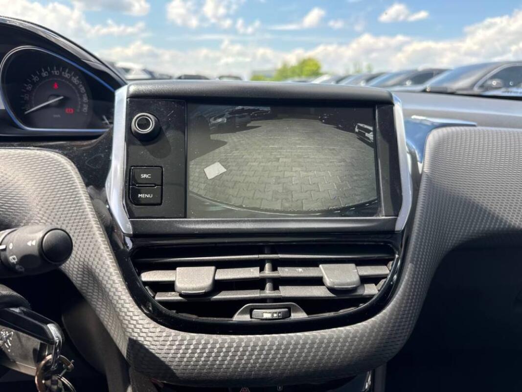 Peugeot 2008 (2015)