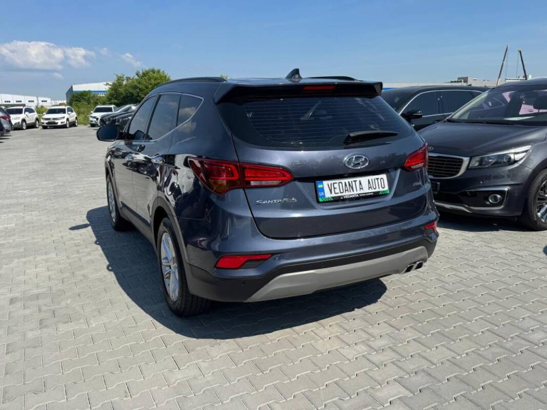 Hyundai SantaFe (2017)