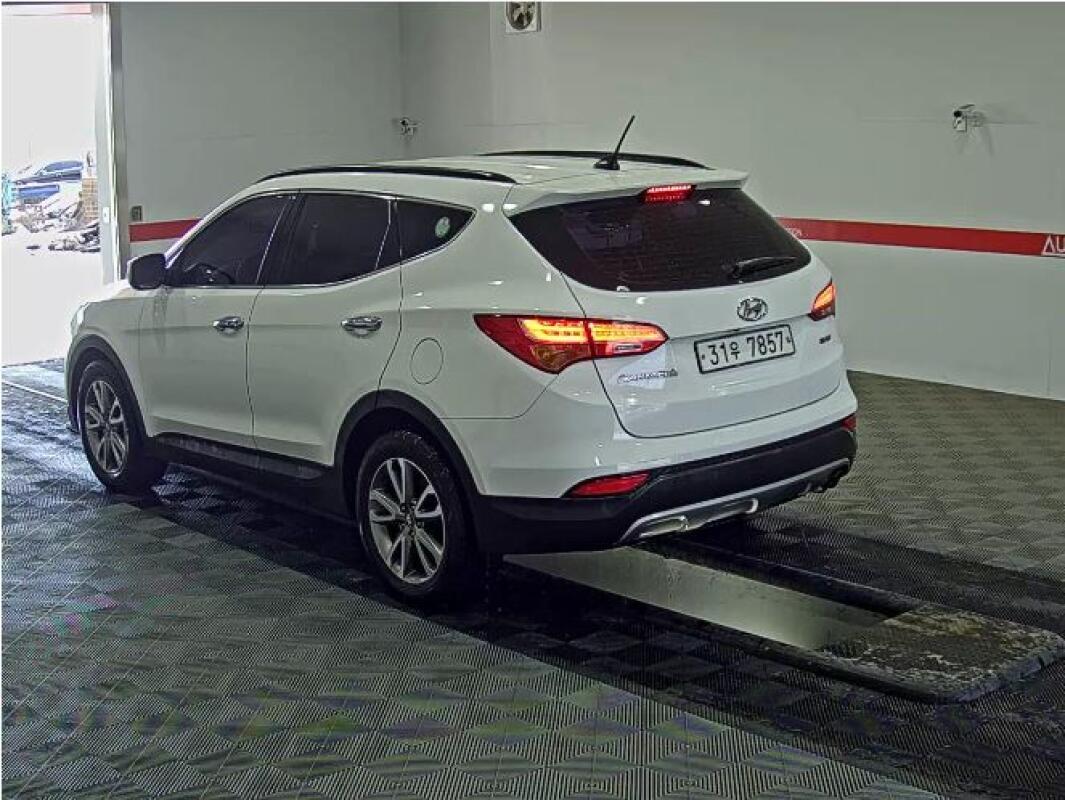 Hyundai SantaFe (2012)