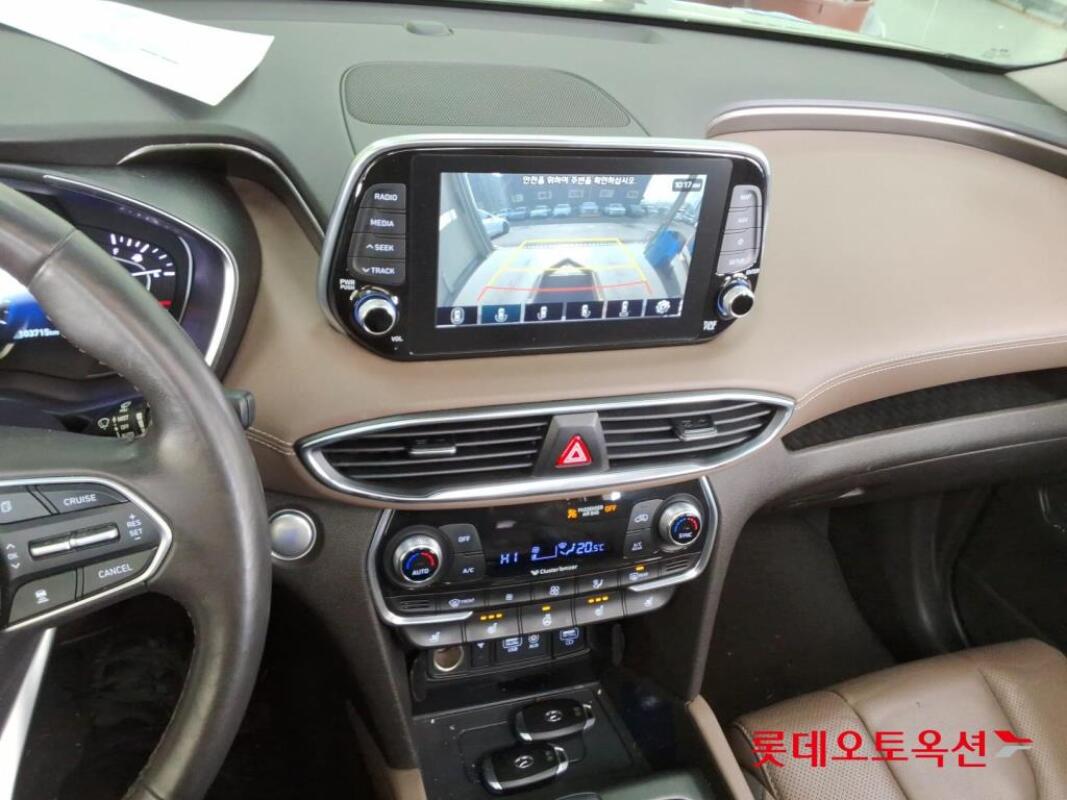 Hyundai SantaFe (2019)