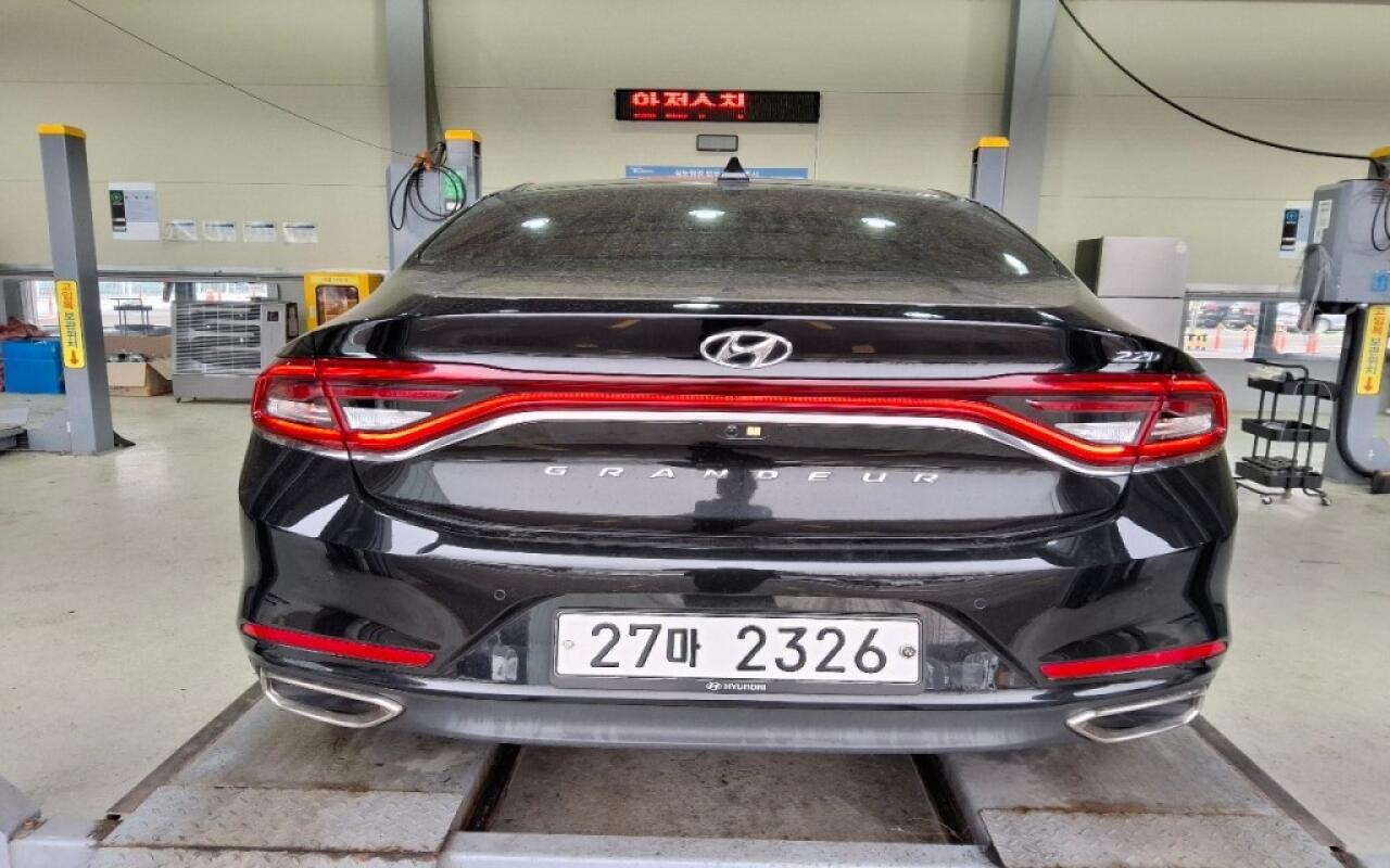Hyundai Grandeur (2018)