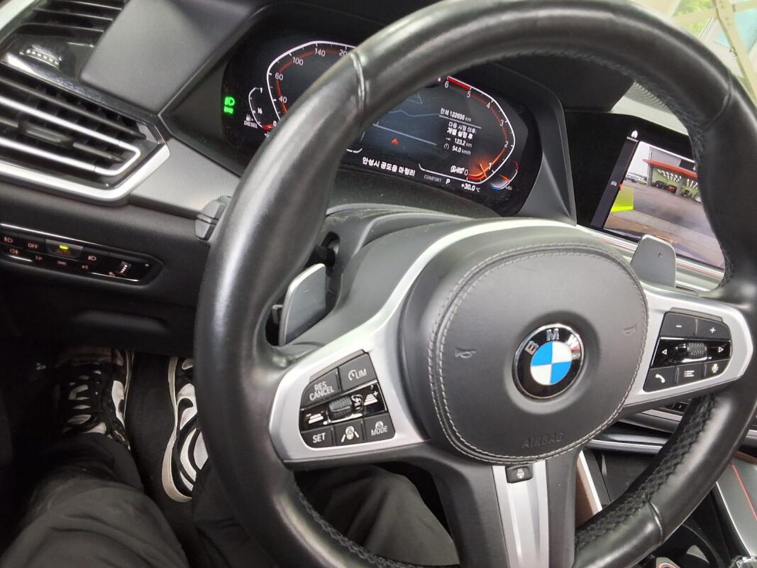 BMW X6 (2020)