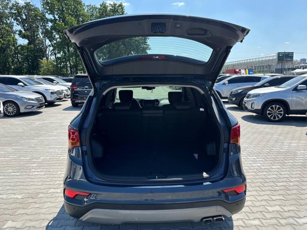 Hyundai SantaFe (2017)