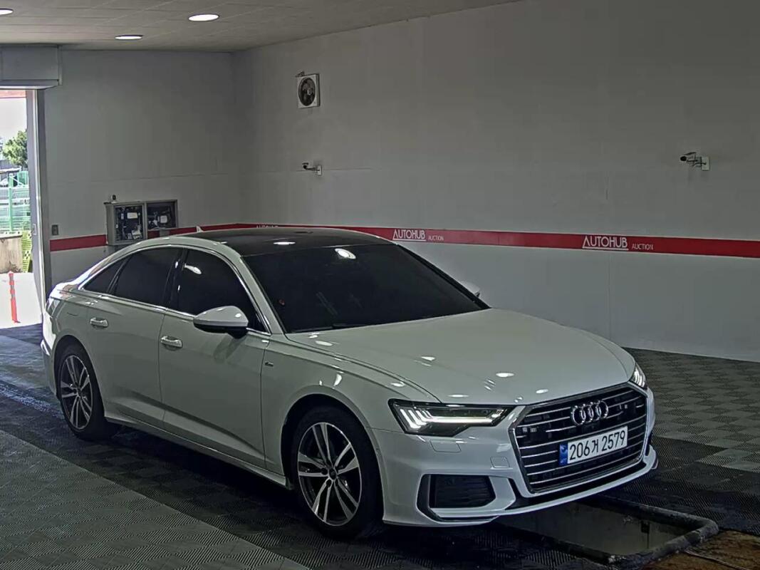 Audi	A6 (2023)