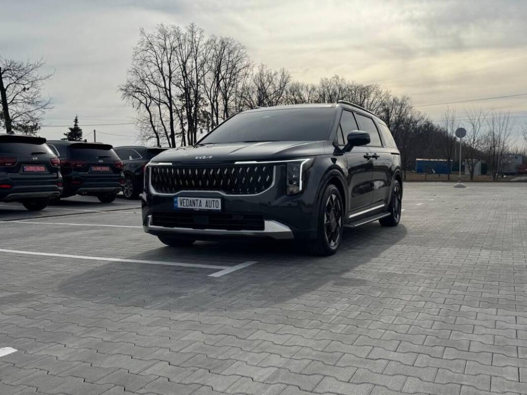 Kia Carnival (2024)