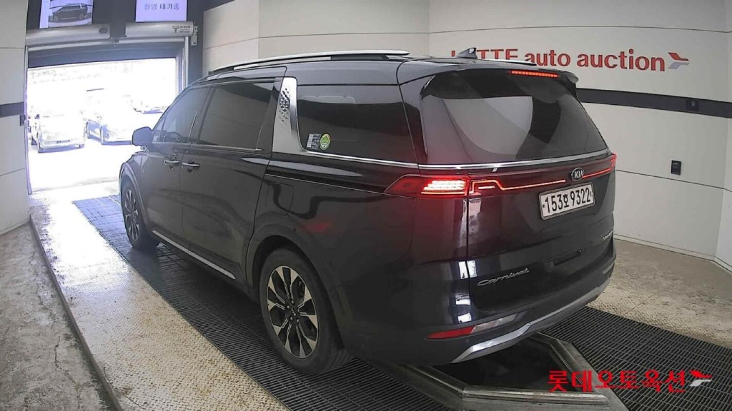 Kia Carnival (2020)