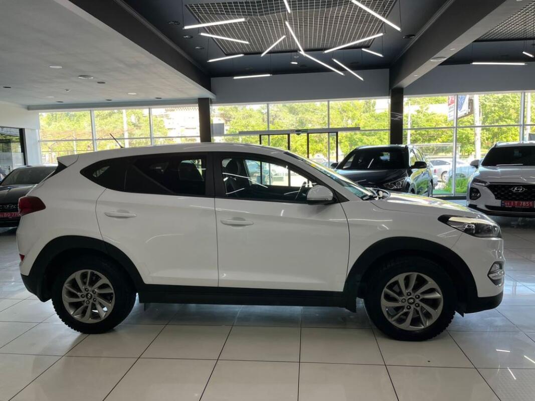 Hyundai Tucson (2016)