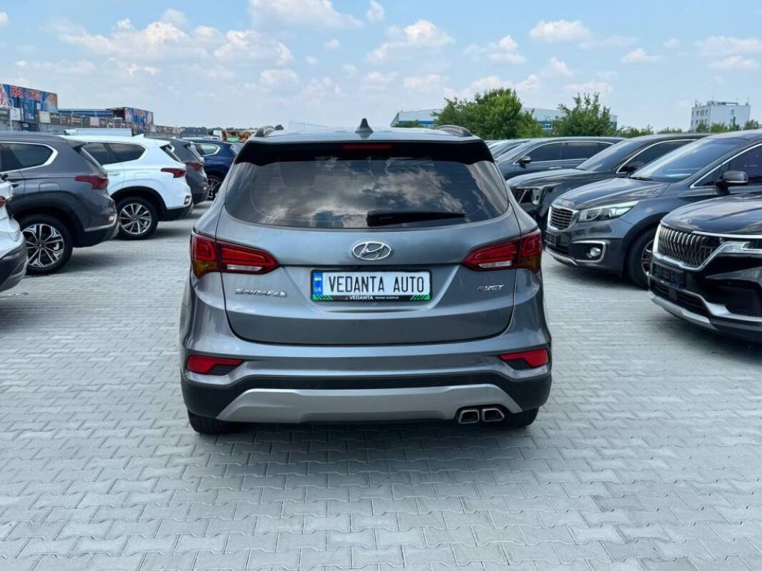 Hyundai Santa Fe (2015)