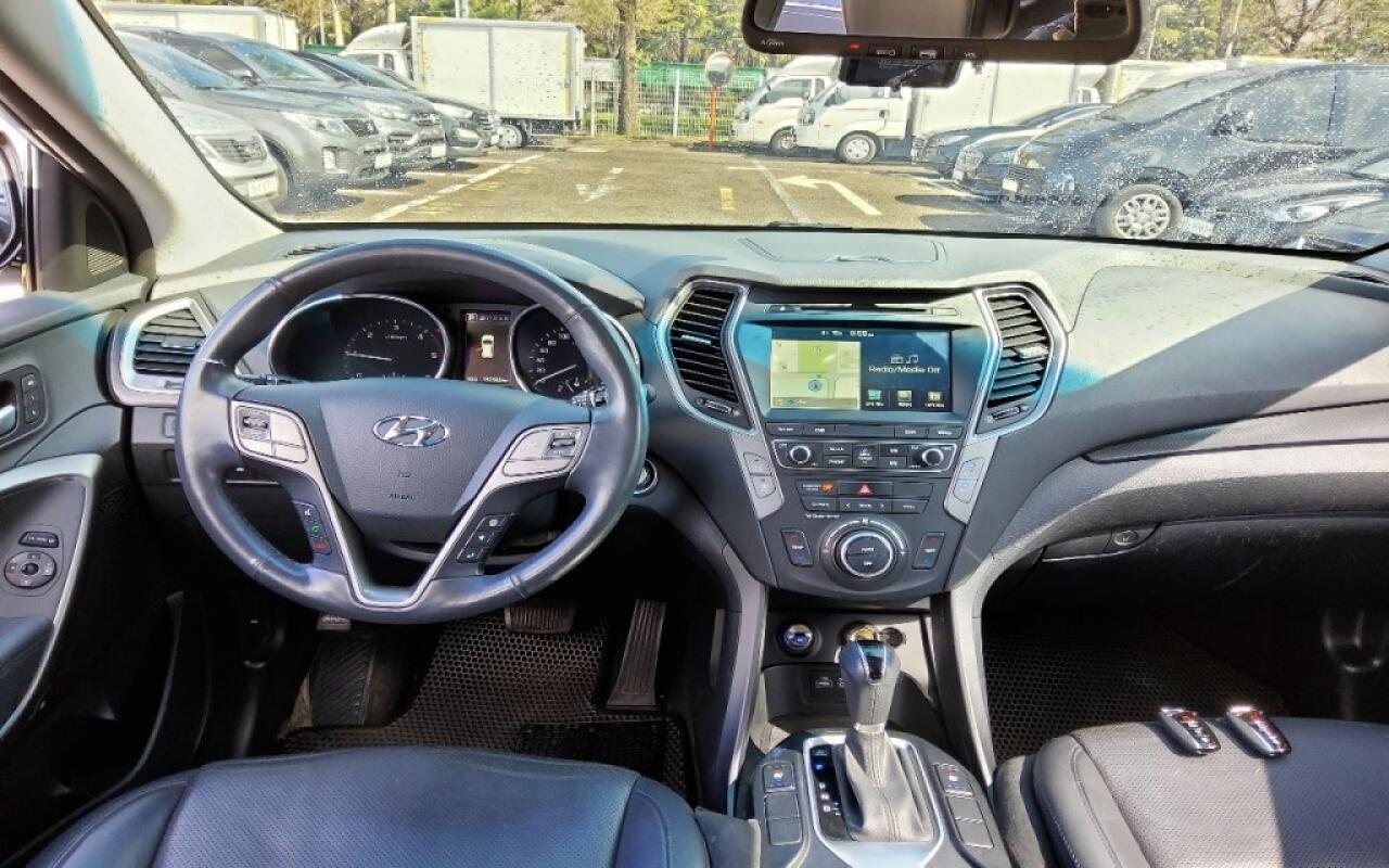 Hyundai SantaFe (2015)