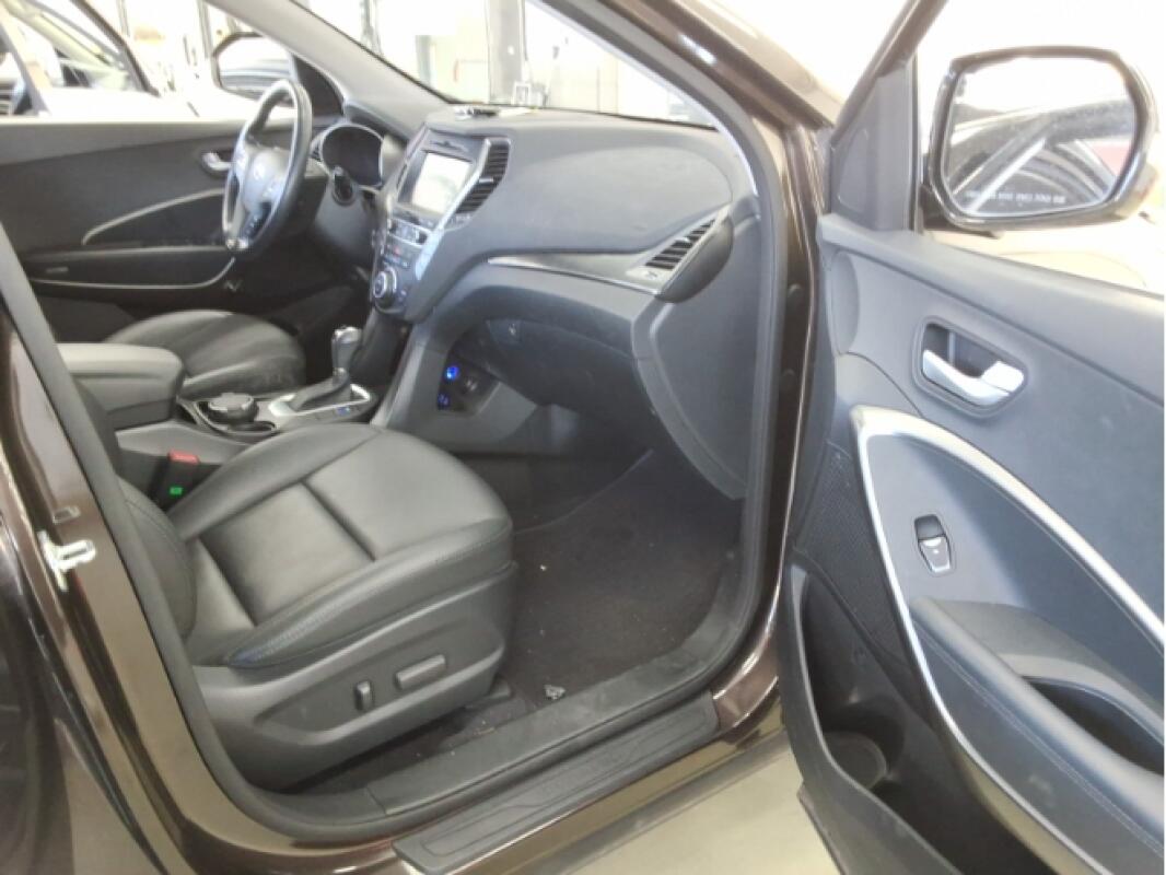 Hyundai SantaFe (2015)