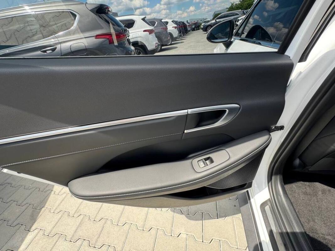 Hyundai Sonata (2021)