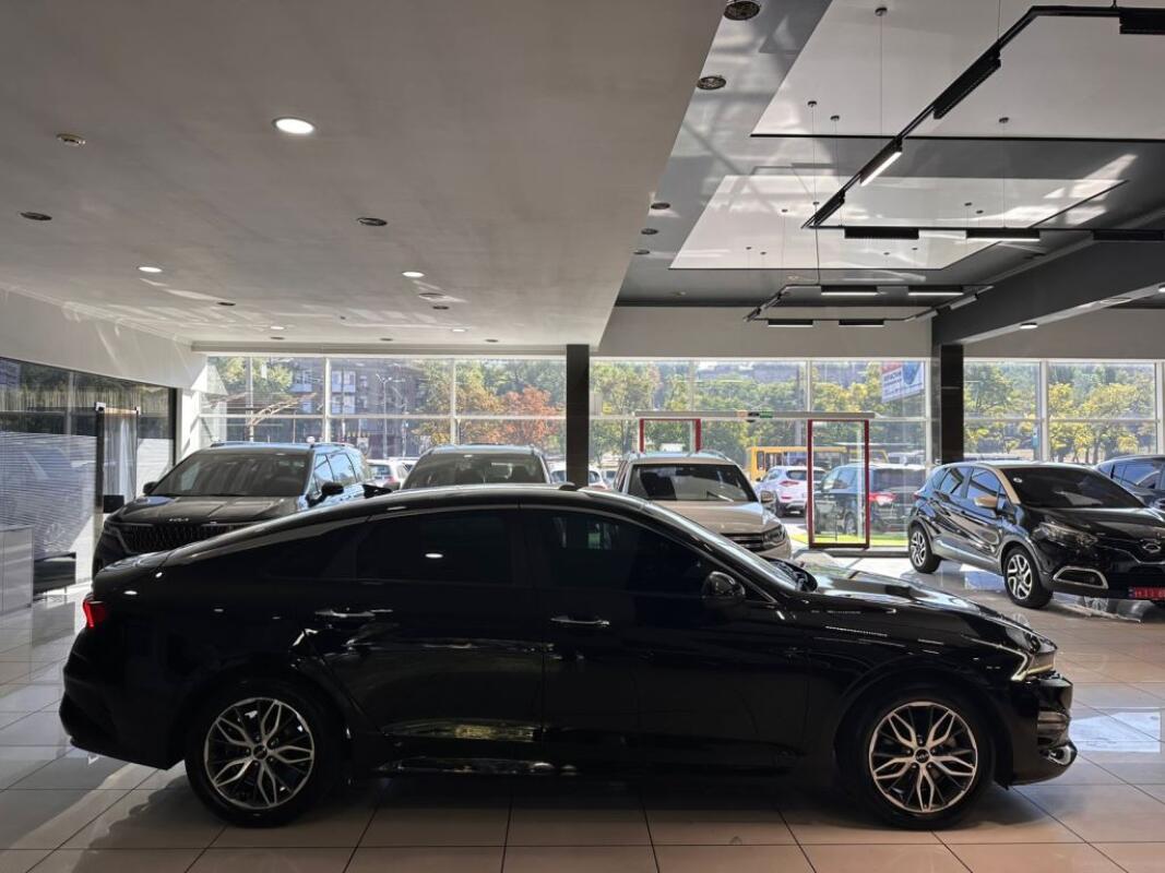 Kia K5 (2022)