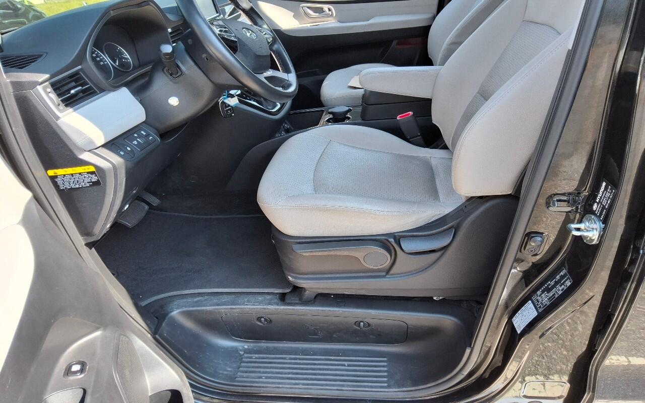 Hyundai Grand Starex (2019)