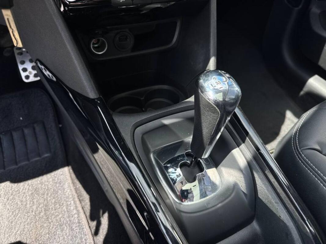 Peugeot 2008 (2015)