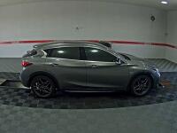 Infiniti Q30 (2017)