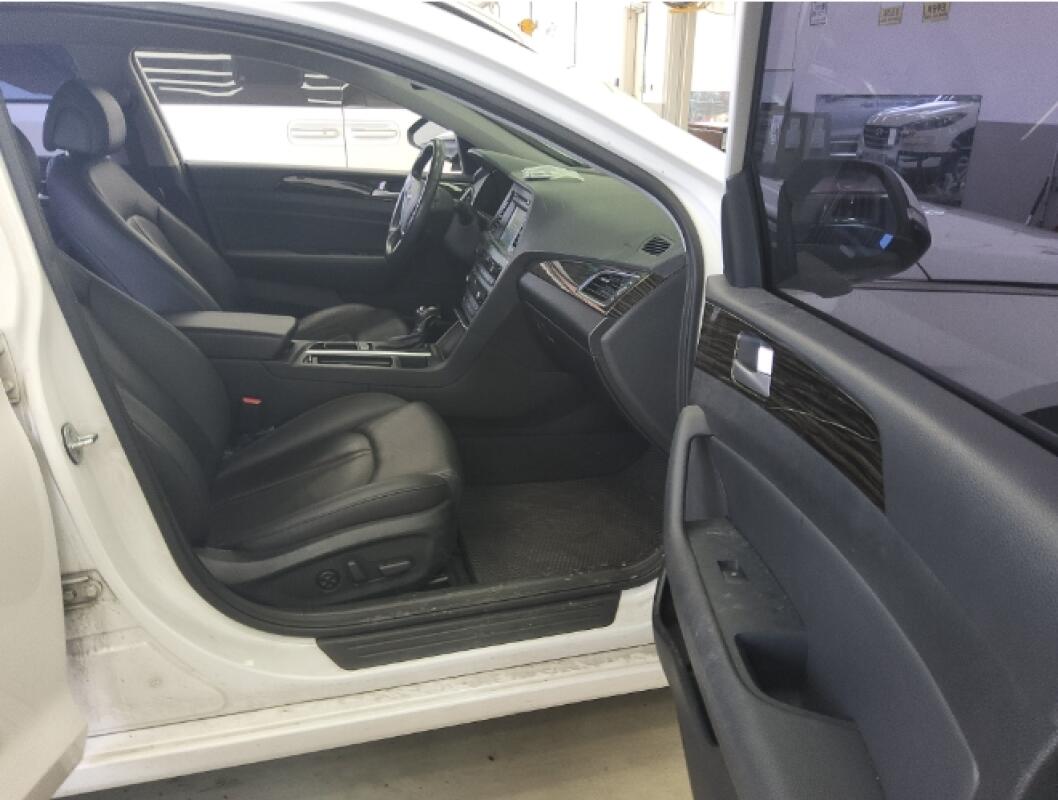Hyundai Sonata (2015)