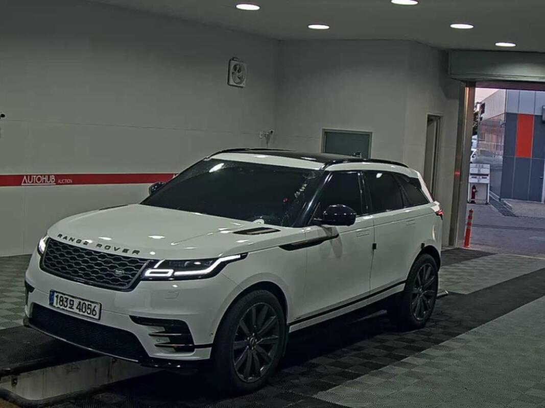 Land Rover Range Rover Velar (2020)