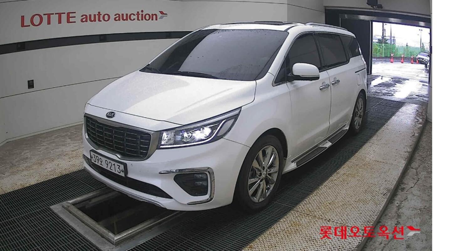 Kia Carnival (2018)