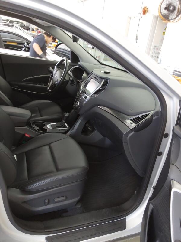 Hyundai Santa Fe (2016)