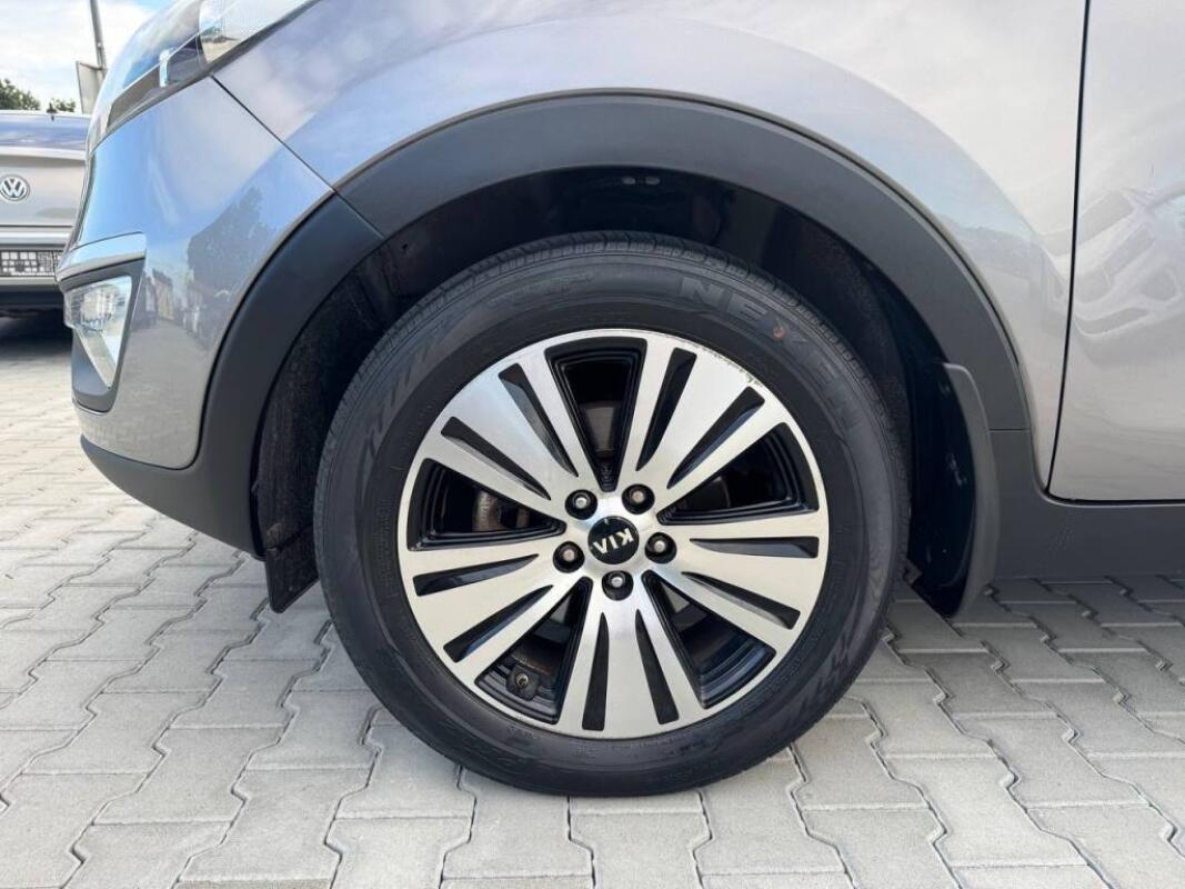 Kia Sportage (2012)